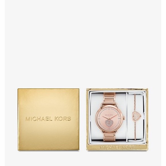 Watch and bangle - Picture 4 of 7